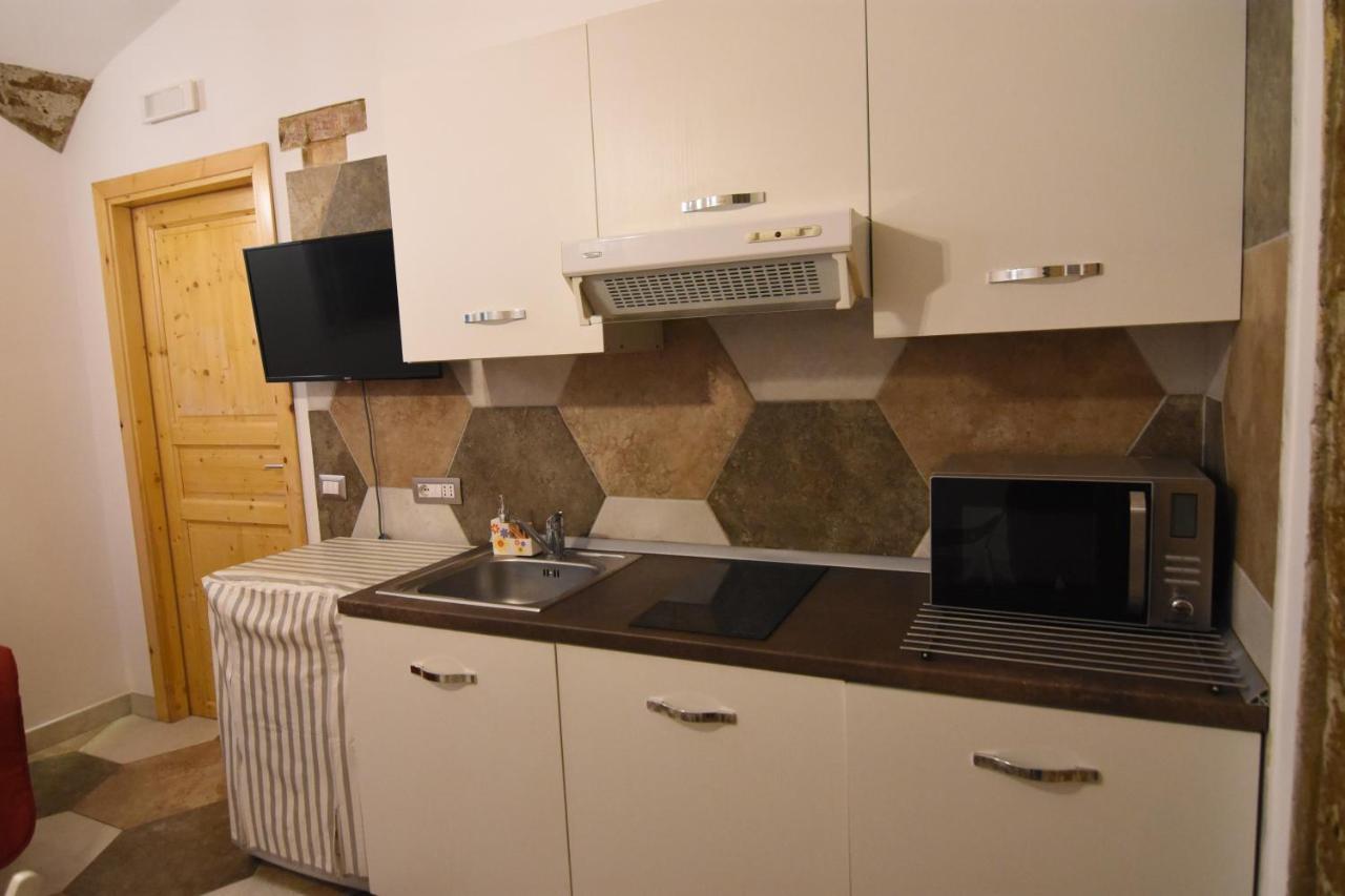 Ferienwohnung Un Salto A Napoli Exterior foto