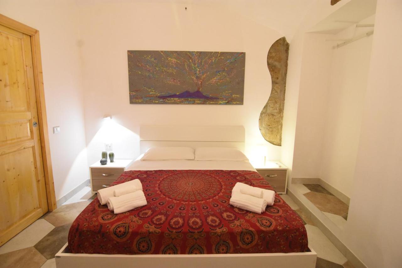 Ferienwohnung Un Salto A Napoli Exterior foto