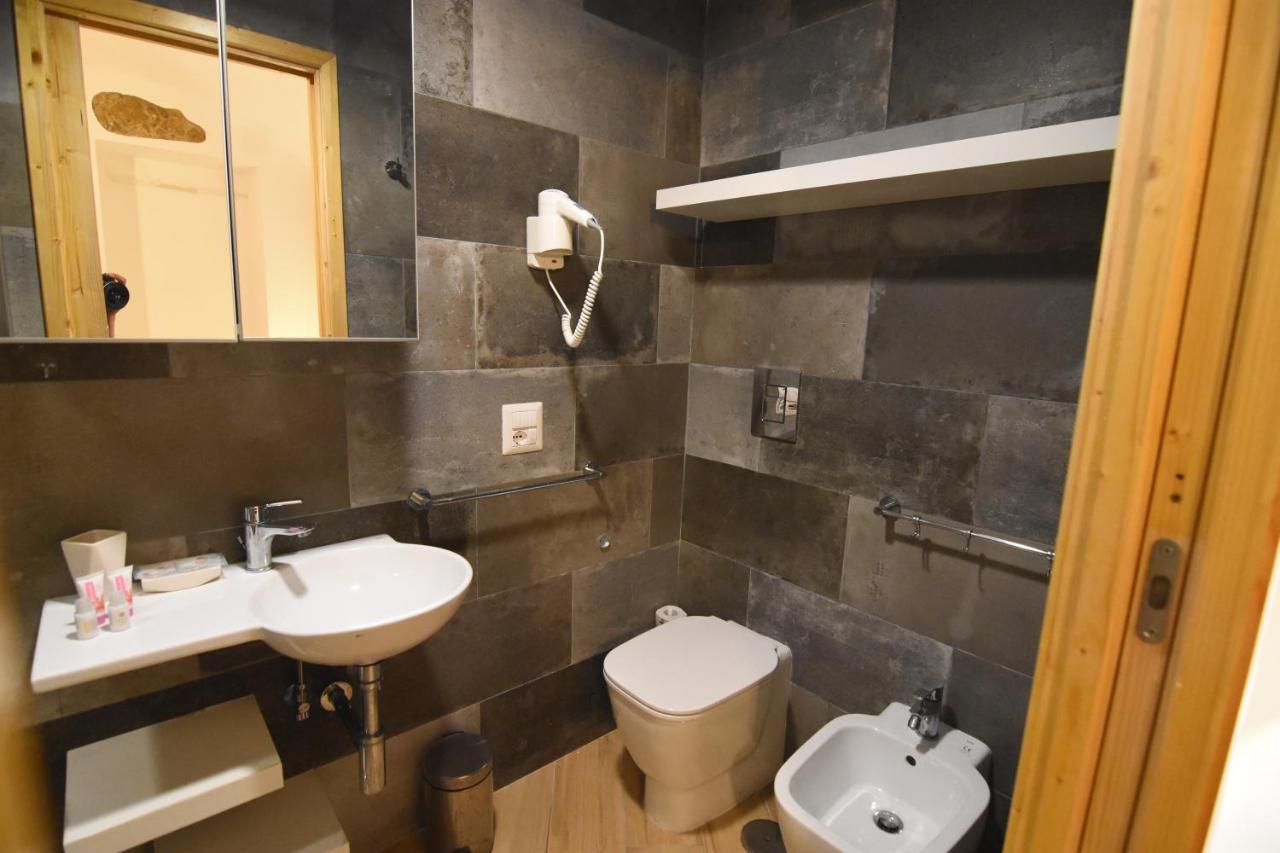 Ferienwohnung Un Salto A Napoli Exterior foto