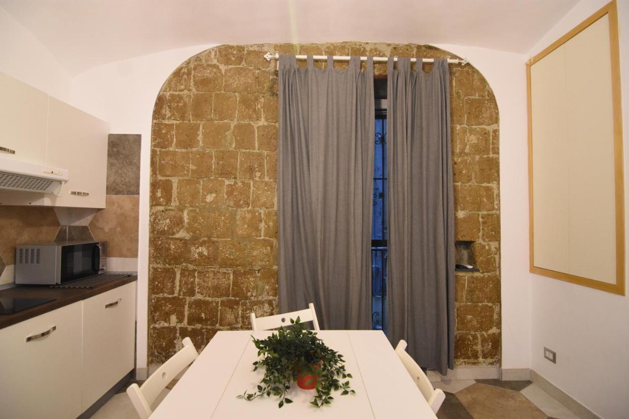 Ferienwohnung Un Salto A Napoli Exterior foto