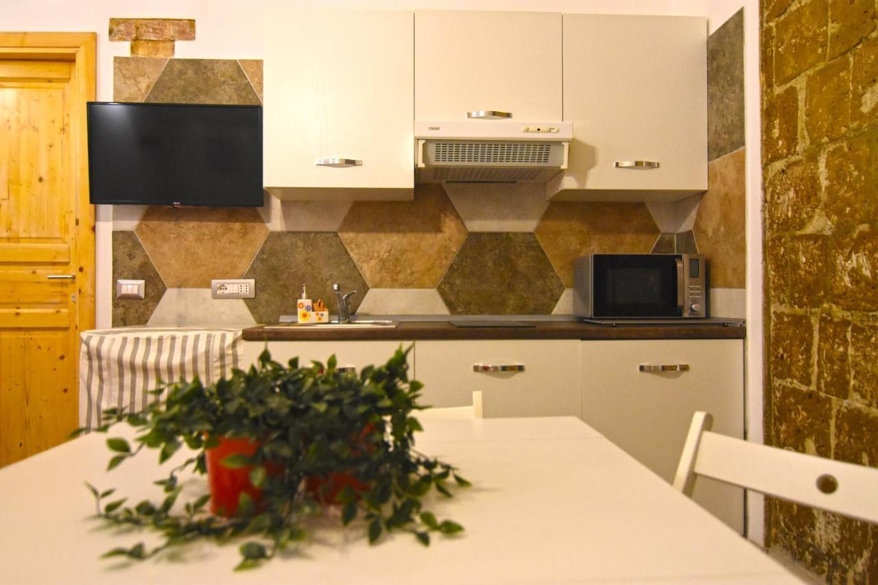 Ferienwohnung Un Salto A Napoli Exterior foto